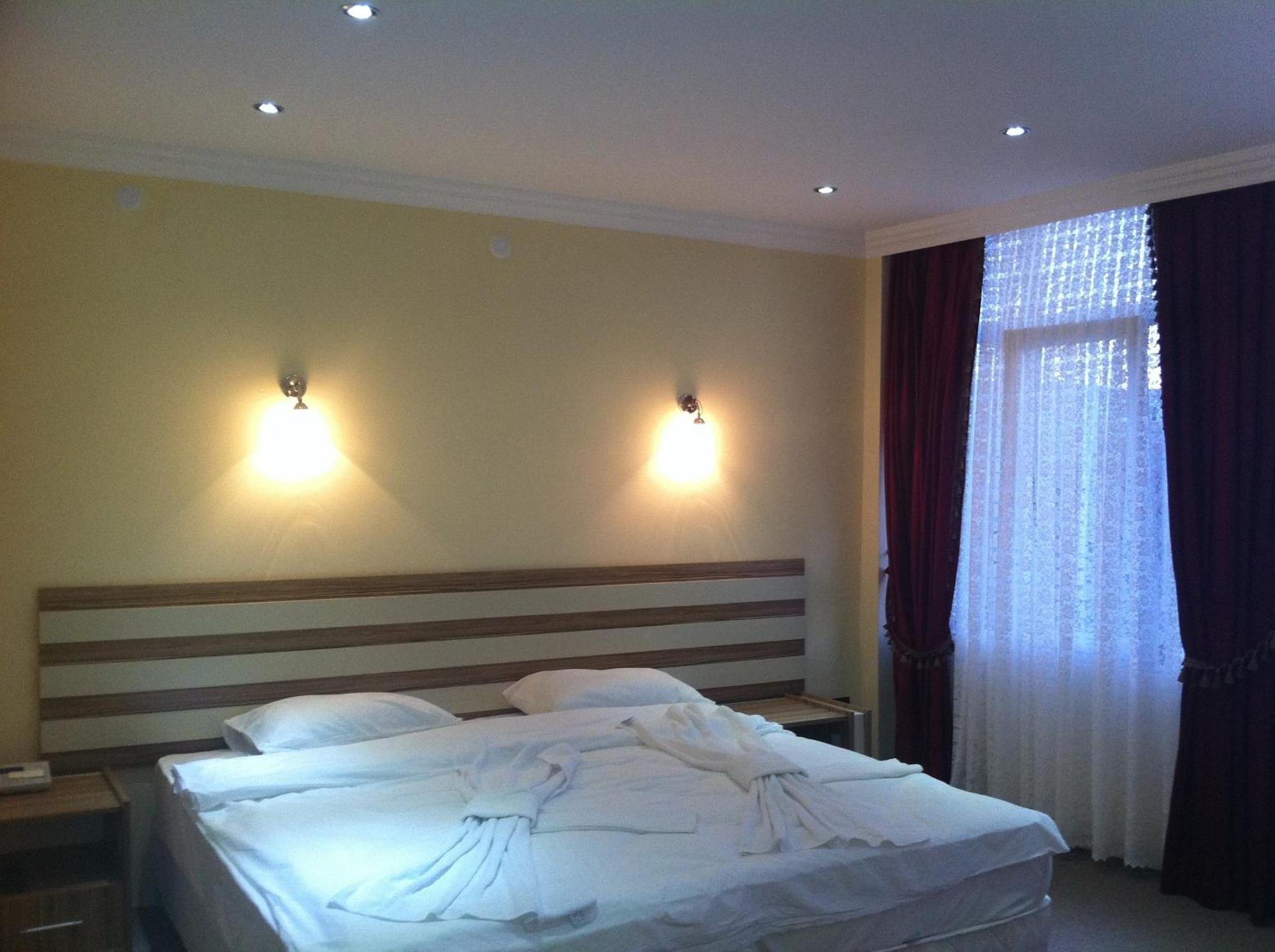 Tj'S Hotel Eceabat Εξωτερικό φωτογραφία